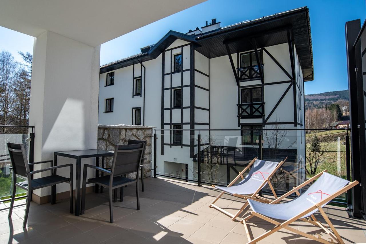 Apartamenty Amira W Kompleksie Apartamenty Piano Świeradów-Zdrój 外观 照片